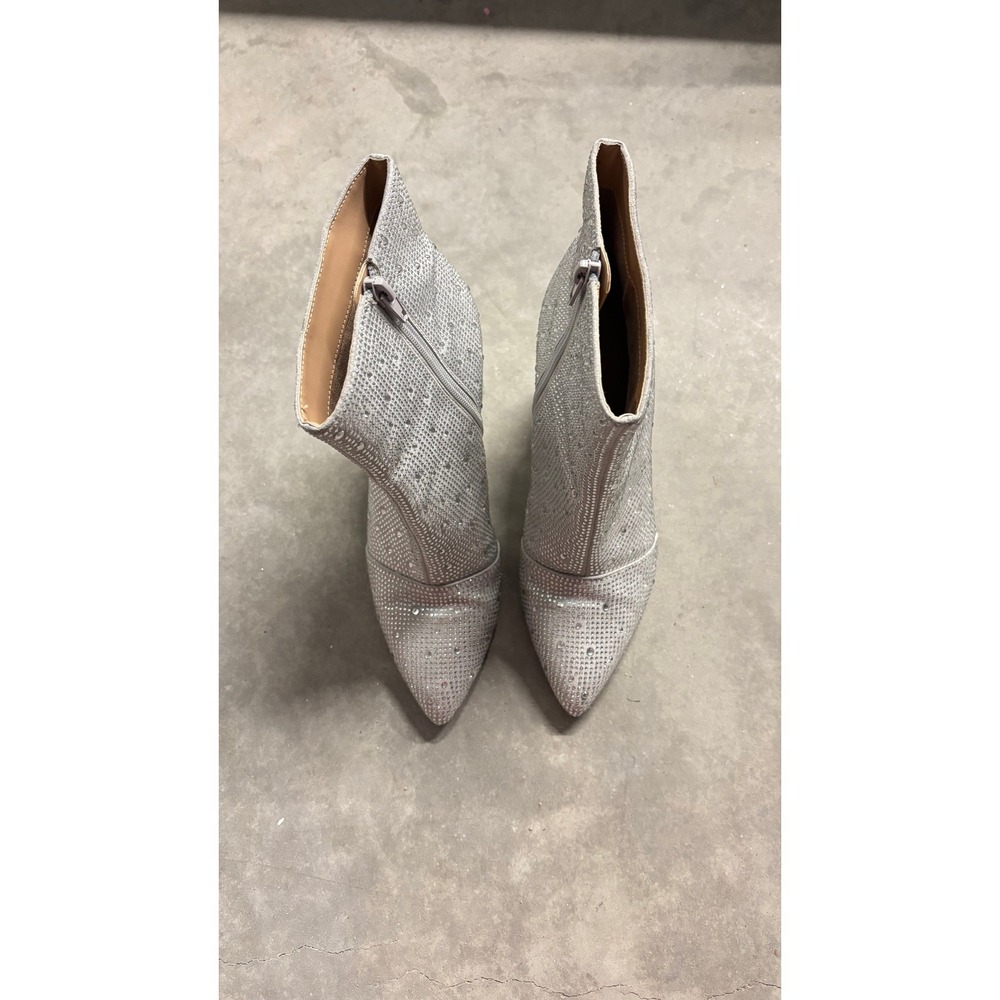 $169 BCBG Briel Rhinestone Ankle Boots Womens 7.5 Silver Sparkle Block Heel Zip - Picture 7 of 11